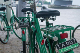 fietstour urbanguides rotterdam toerisme gidsen rondleiding museum museumpark architectuur kunsthal HNI boijmans fietsverhuursteelrides